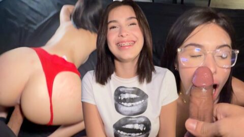 The 18-Year-Old Virgin Girl Comes To Say To Me To Fuck Her Narrow Pink Pussy